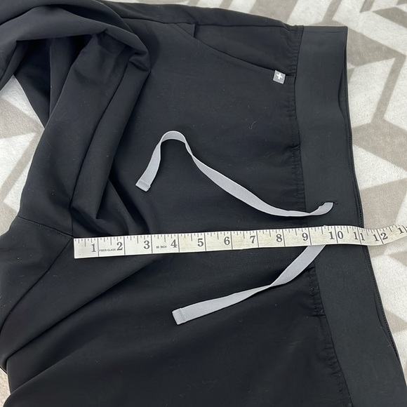 FIGS NWT Zamora Jogger Scrub Pants Black size XXLP Medical scrubs - Picture 9 of 10